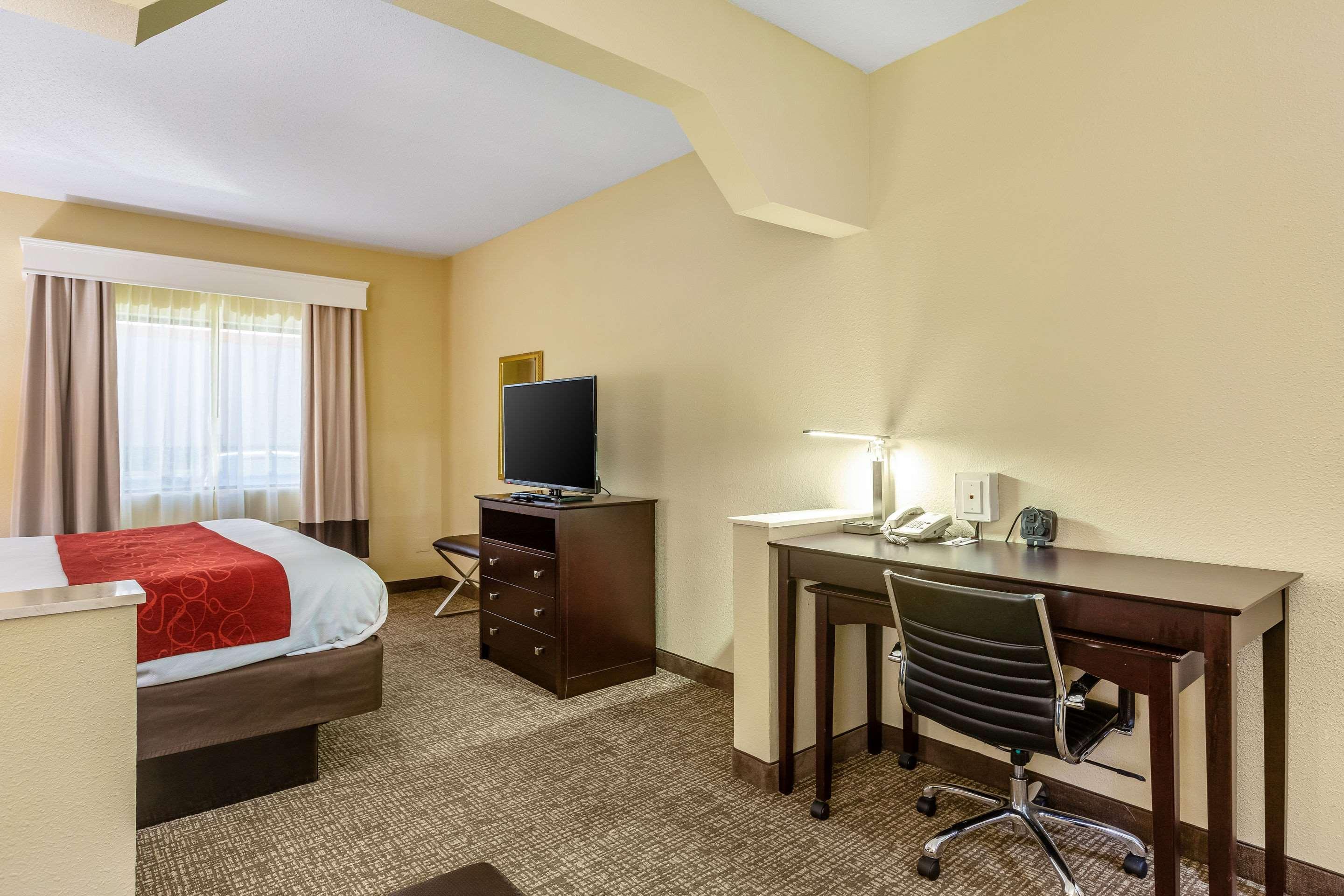 Comfort Suites Near Robins Air Force Base Warner Robins Exteriör bild