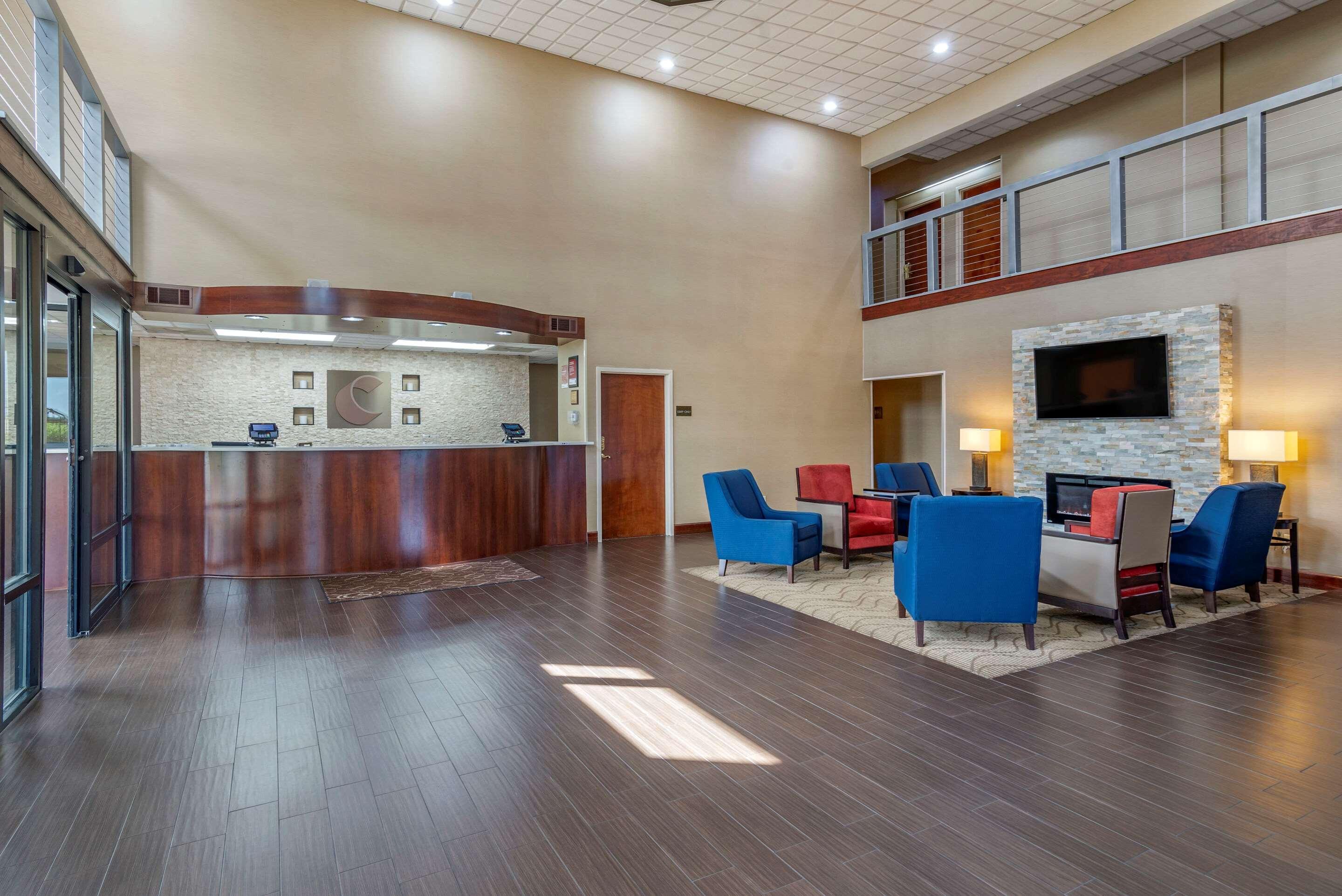 Comfort Suites Near Robins Air Force Base Warner Robins Exteriör bild