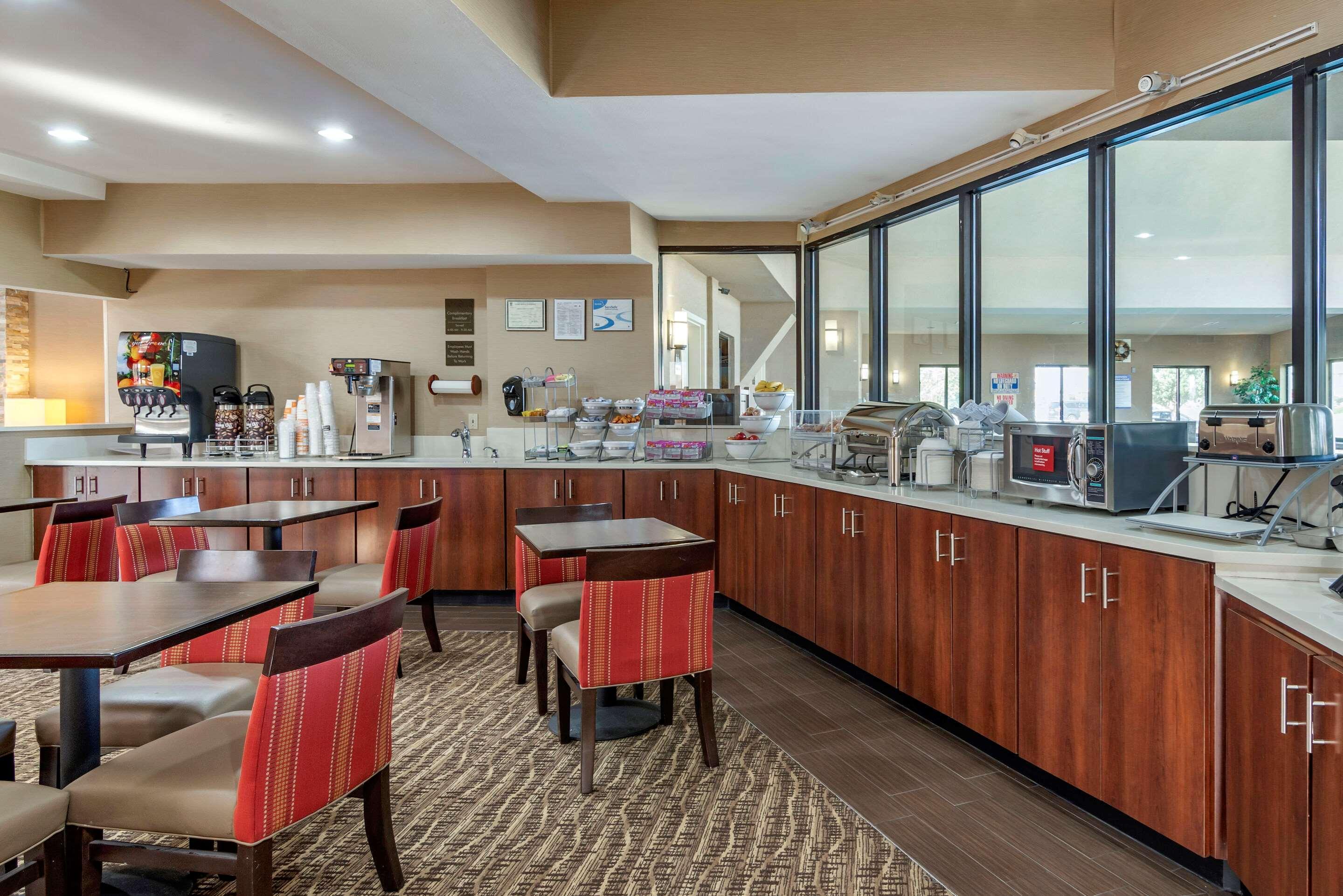 Comfort Suites Near Robins Air Force Base Warner Robins Exteriör bild