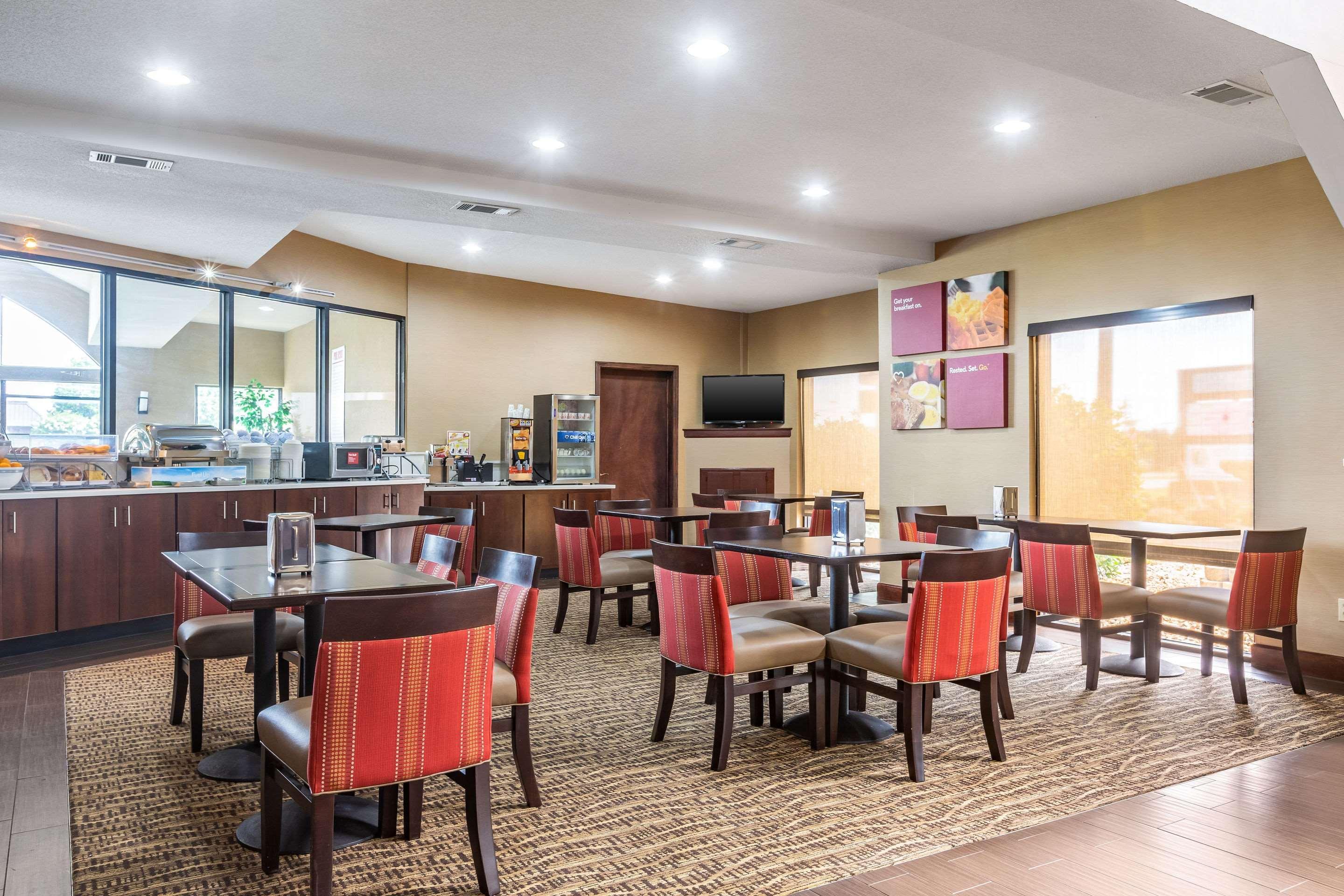 Comfort Suites Near Robins Air Force Base Warner Robins Exteriör bild