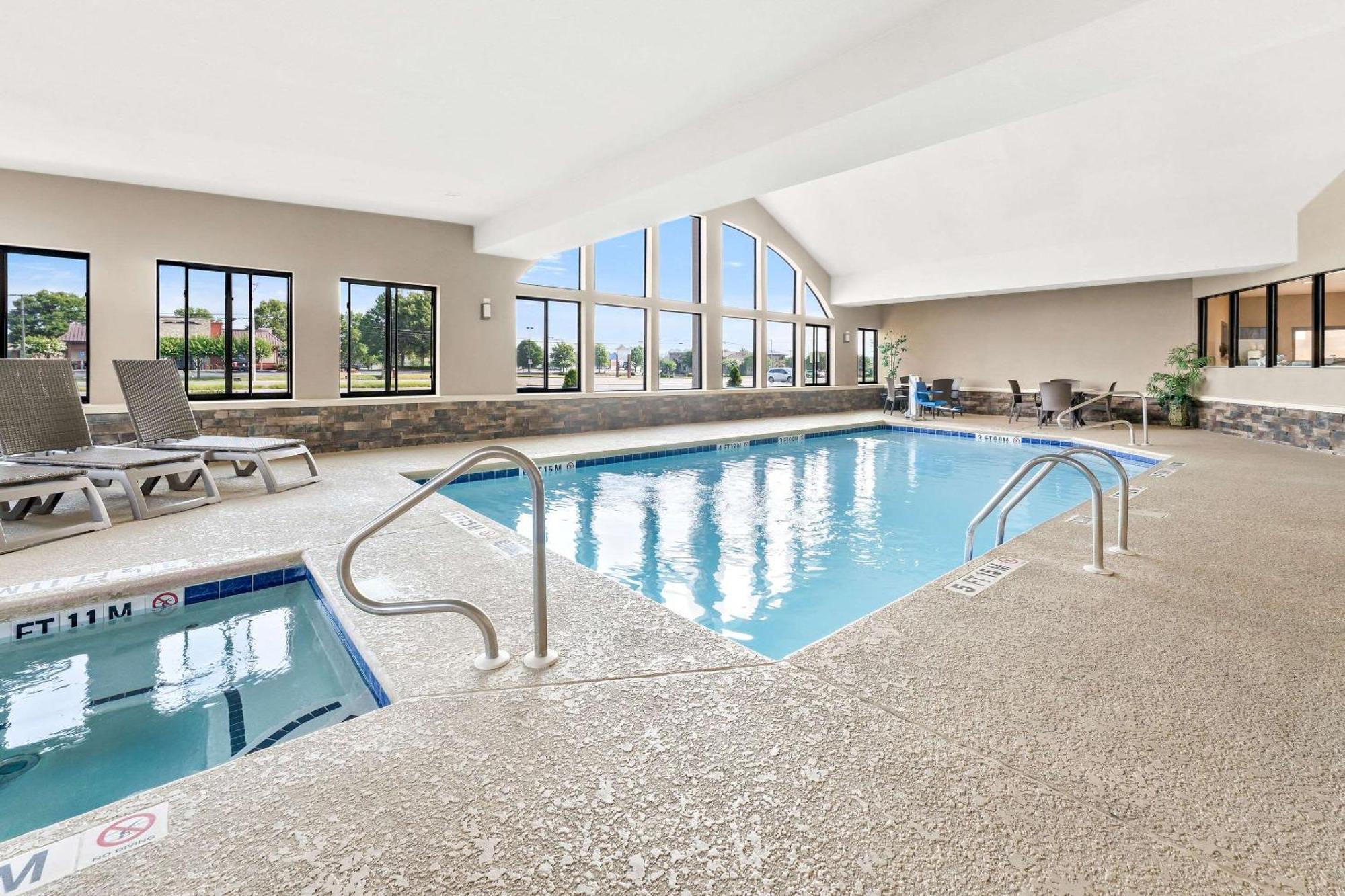 Comfort Suites Near Robins Air Force Base Warner Robins Exteriör bild